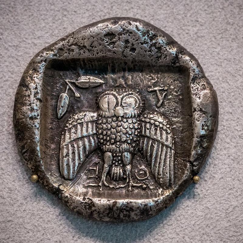 768px athens  490 486 bc  silver dekadrachm  head of athena  owl  berlin mk am 